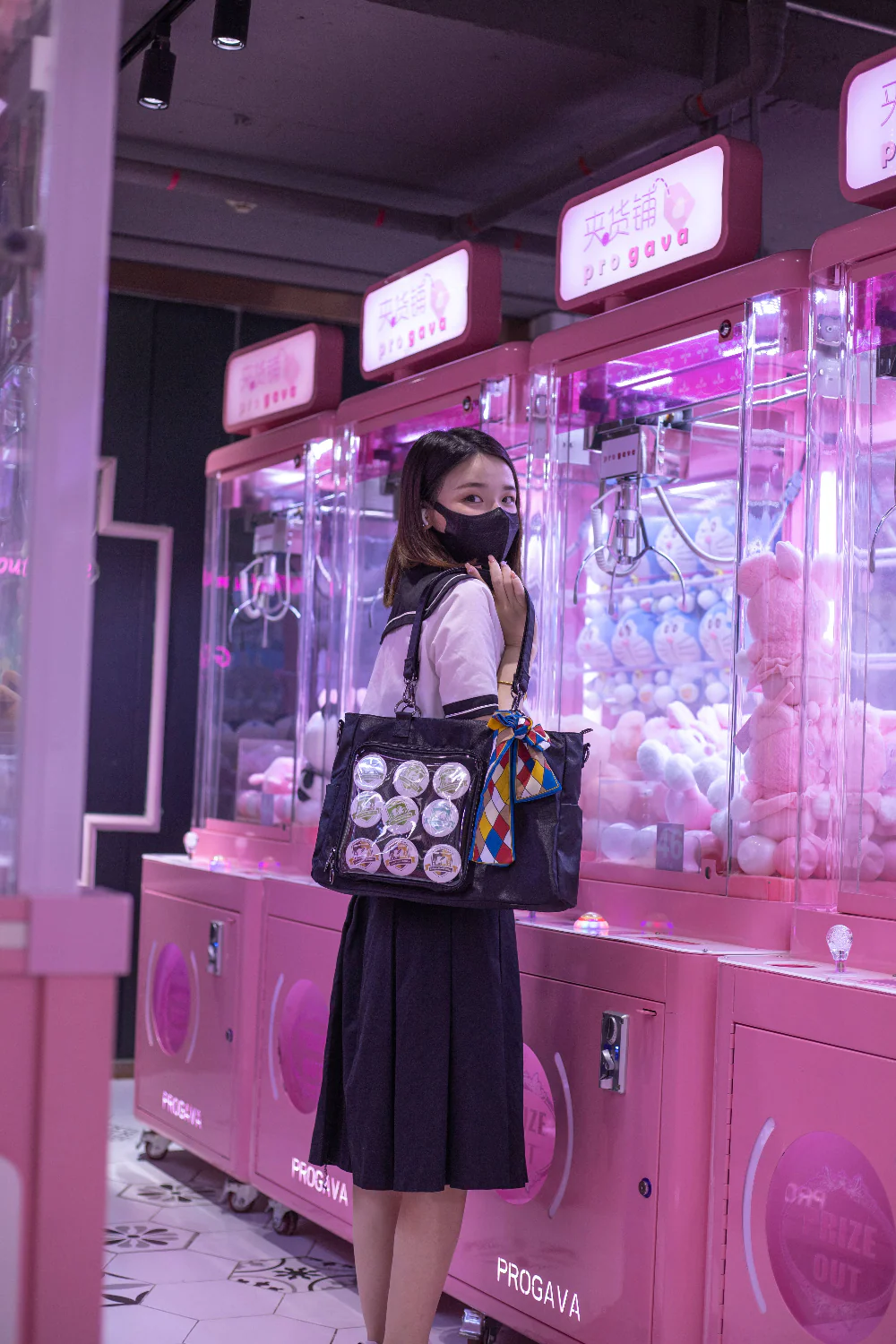 Large Capacity Black Badge Ita Bag Tote Bag - Image 9